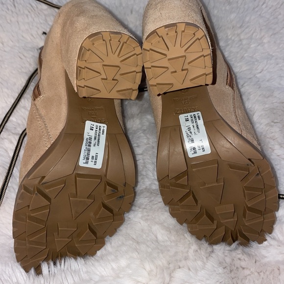 NEW Schutz Naina Suede Lace-Up Shearling Booties Boots 7.5 - Picture 8 of 9